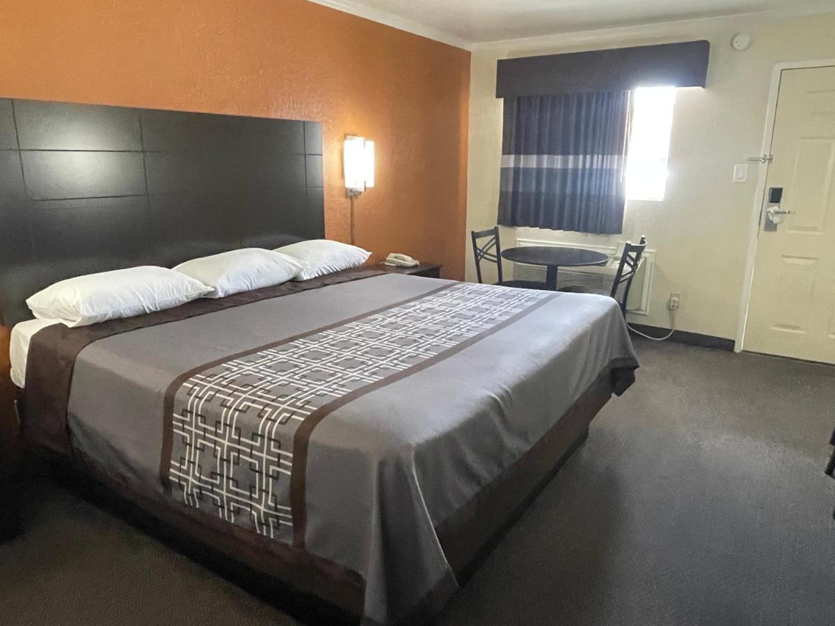 Lufkin Inn Екстер'єр фото